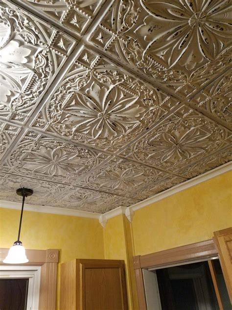 Faux Tin Ceiling Tile – 24 x 24 – #DCT 10 – Idea Library