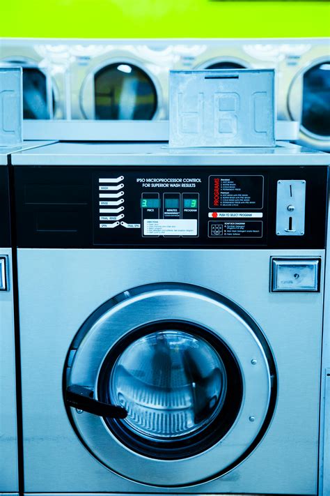 Gray Front Load Washing Machine · Free Stock Photo