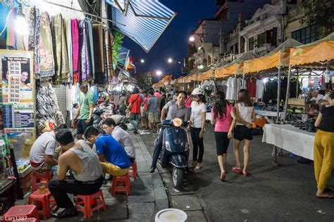 Hanoi Night Market, Hanoi, Vietnam | Food, Shopping, How to Reach ...