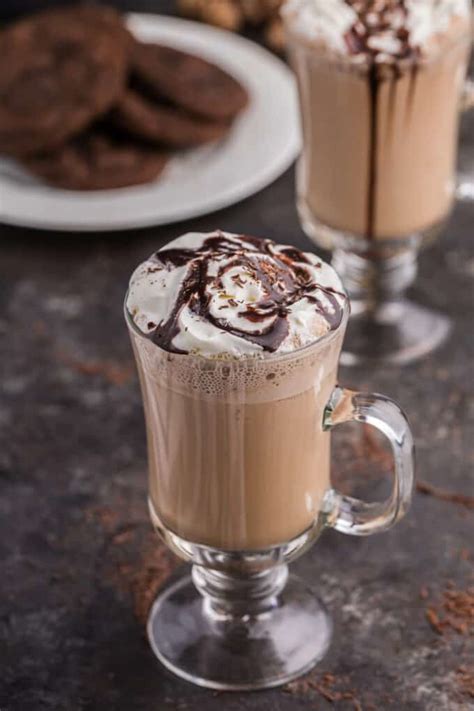 How to Make a Mocha Latte - Simply Stacie