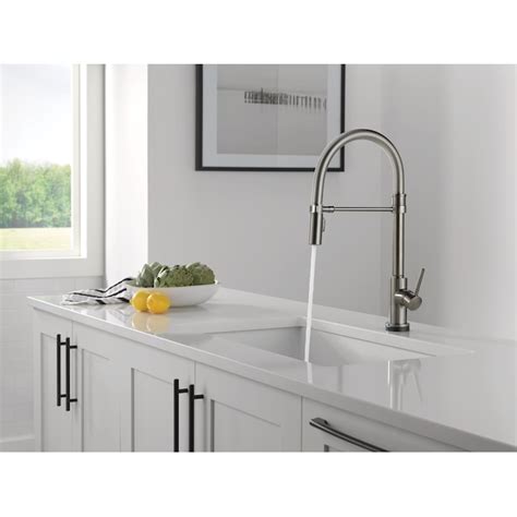 Delta Trinsic Black Stainless Single Handle Touchless Pull-down Kitchen ...