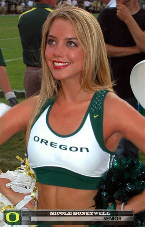 ESPN Flash intro of Cheerleader Nikki Oregon Cheerleaders, Uo Ducks, College Cheer, Professional ...