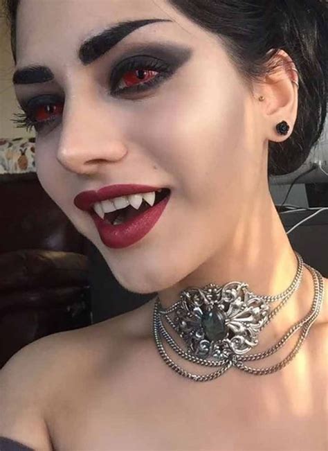 15 Amazing Vampire Makeup Ideas For Halloween Party | Halloween vampire, Vampire makeup ...