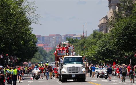 PHOTOS: Washington Capitals Stanley Cup victory parade and rally - WTOP ...