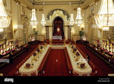 The Ballroom at Buckingham palace in London England set up for a State Banquet Stock Photo - Alamy