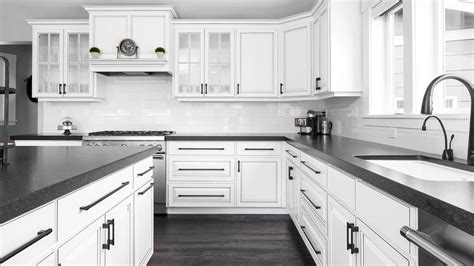 White kitchen cabinets with black countertops cabinet handle colors ★ backsplash ideas