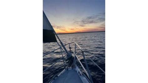 San Diego: Guided Sunset Sailing Cruise with Drinks | GetYourGuide