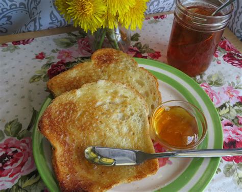 Dandelion Honey | The English Kitchen