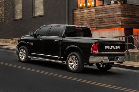 2015 Dodge Ram 1500 Laramie Limited - HD Pictures @ carsinvasion.com