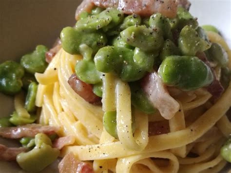 Rome recipe: Pasta con fave, guanciale e pecorino - Wanted in Rome