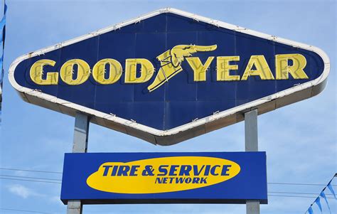 Goodyear Tire Stores | RoadsideArchitecture.com