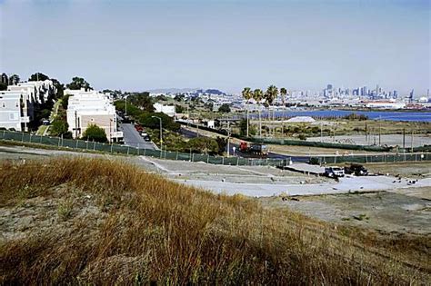 S.F. supes approve Hunters Point redevelopment