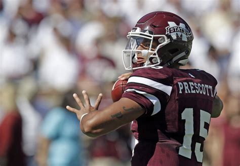 Mississippi State: Dak Prescott reaches 10,000 career yards - Sports Illustrated