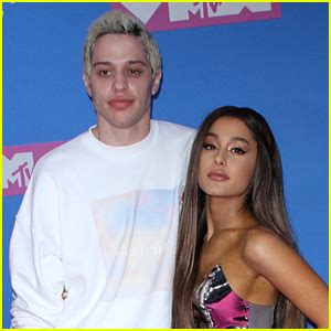 Pete Davidson Spoke About a Potential Ariana Grande Breakup on ‘SNL ...