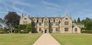 File:Wakehurst Place Mansion 1, West Sussex - Aug 2009.jpg - Wikipedia, the free encyclopedia