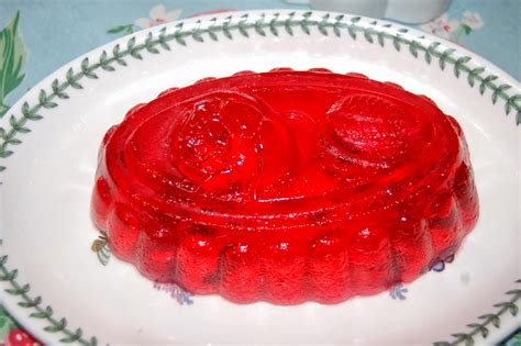 just saying ...: Wibble wobble jelly on a plate