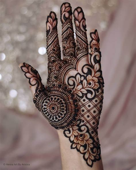 Half Hand Mehndi Designs For Brides & Bridesmaids - front hand (7) - K4 Fashion