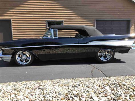 Chevy Bel Air Convertible - Cars-On-Line.com