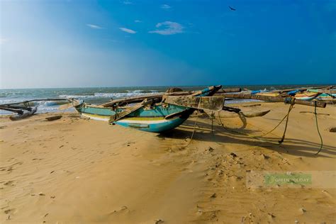 Negombo Lagoon: Glistening Waters that Breathe Life into an Enchanting ...