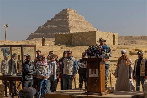 Egypt unearths 'secret keeper' tomb, golden mummy at Saqqara | Daily Sabah