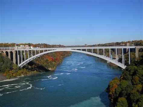 Rainbow bridge US-CANADA border crossing. - Review of Rainbow Bridge ...