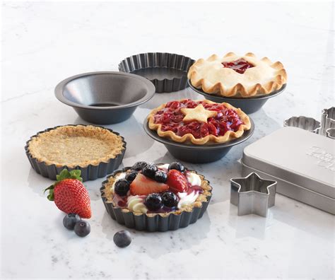 Sweets seem sweeter when they're mini! | Pampered chef, Pampered chef recipes, Delicious holiday ...