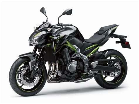 Motorrad Vergleich Kawasaki Ninja 650 2020 vs. Kawasaki Z900 2017