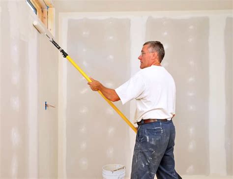 The Best Paint Roller Extension Pole For Painting - DIY Painting Tips