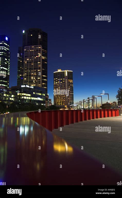 Yarra River pedestrian bridge, Melbourne, Australia Stock Photo - Alamy