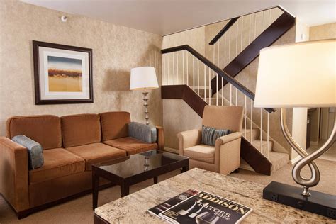 Addison TX Hotel Rooms | Renaissance Dallas Addison Hotel