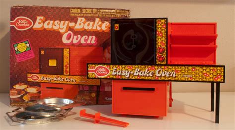 1977 Easy Bake Oven