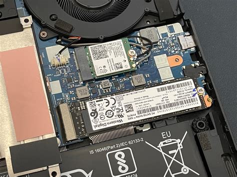 Lenovo Legion 5 Pro Disassembly (RAM, M.2 SSD upgrade options)