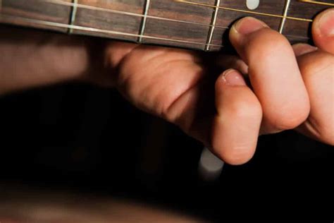 13 Websites To Learn CAGED Guitar Lessons Online (Free And Paid) - CMUSE