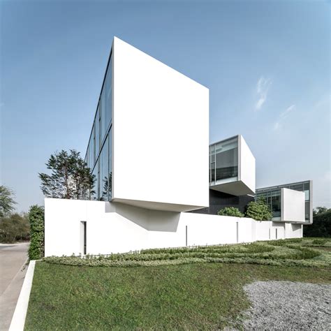 Gallery of MDC Headquarters / IDIN Architects - 13