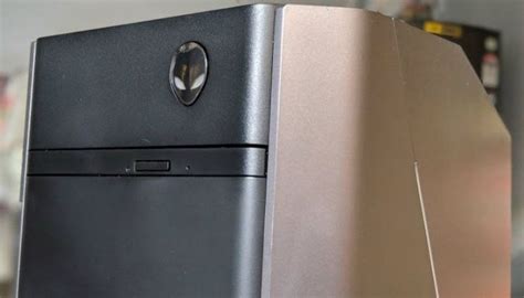 Alienware Aurora R8 Gaming PC Review: Perfect For Unadulterated Gaming ...