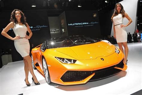 Top 15 Hottest Car Show Models – Autowise