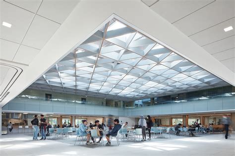 UTM Meeting Place Renovation, University of Toronto Mississauga Campus - Moriyama Teshima Architects