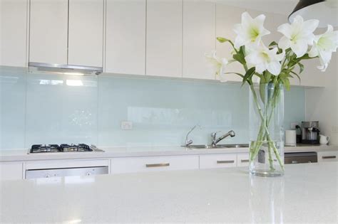 Color Backed Glass & Glass Backsplash Installation Singapore | Modern Kitchen