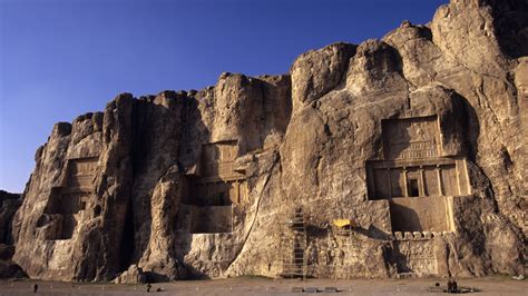 Naqsh-e Rostam | | Attractions - Lonely Planet