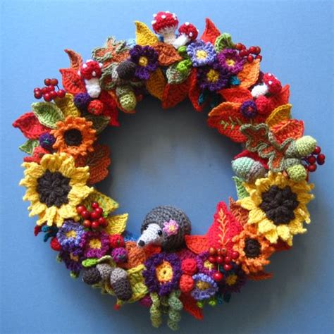 Crochet Autumn Wreath - Fun Crafts Kids