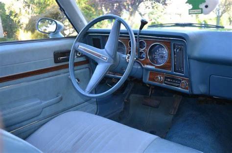 1st image for "1977 PONTIAC VENTURA - $2000"