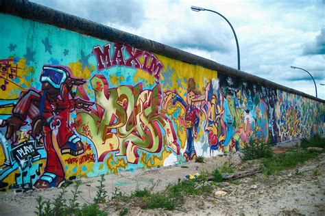 Berlin Wall Art - What Remains 30 Years after the Fall of the Wall ...