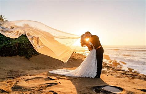 Beach Wedding Photoshoot: Cherish Your Romance in Sunset