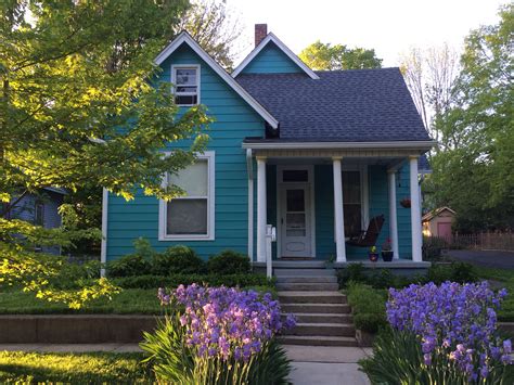 Valspar La Fonda Teal with white trim. House Paint Exterior, Exterior ...