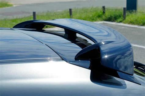 What is a Car Spoiler? Types of Spoilers, Working, Material, Advantages & Disadvantages ...