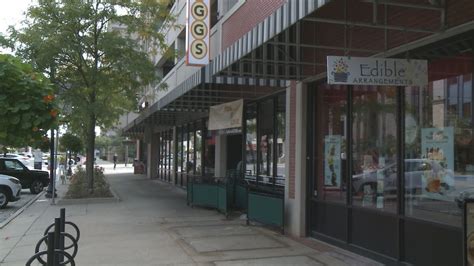 Downtown South Bend restaurants look ahead to serving at full capacity