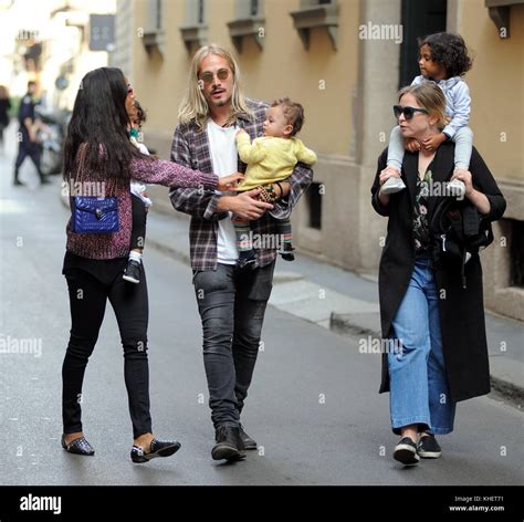 Zoe Saldana with her husband Marco Perego and their children in Milan ...