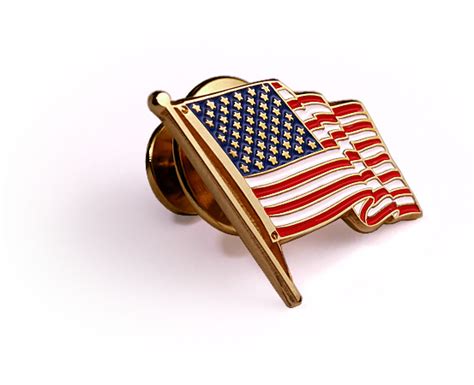 American Flag 10K Gold Lapel Pin