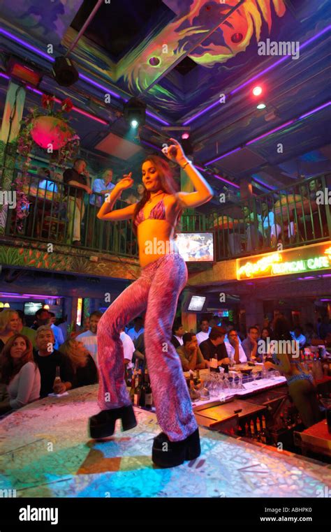 Dancer at Mango s Tropical Cafe Bar and Nightclub Ocean Drive South Stock Photo: 7371183 - Alamy