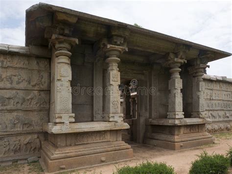 South Side Entrance Gopuram of Hazara Rama Temple Editorial Photo ...